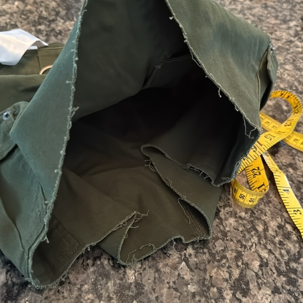 Tinseltown olive drab green cargo mini skirt NWT 3/26 - Picture 10 of 11